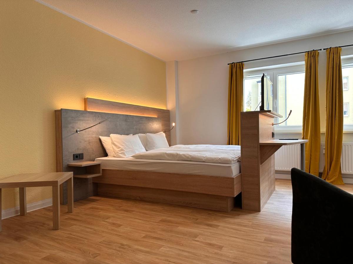 Ferienwohnungen Gaststaette Brauhaus Zwickau Gmbh エクステリア 写真